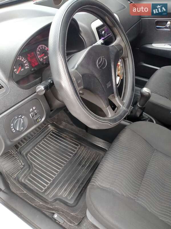 Хэтчбек ЗАЗ Forza 2015 в Кропивницком