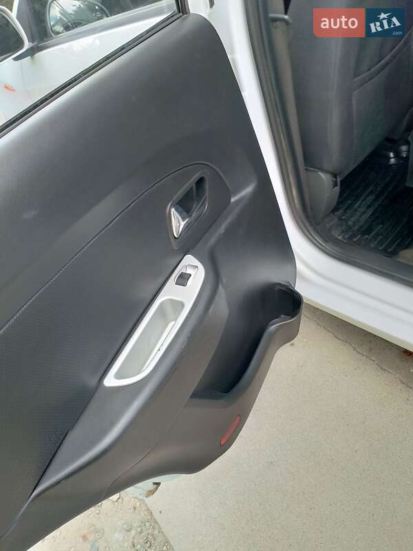 Хэтчбек ЗАЗ Forza 2015 в Кропивницком