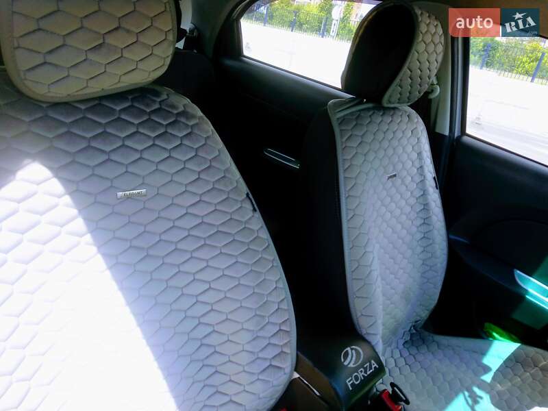 Хэтчбек ЗАЗ Forza 2011 в Полтаве
