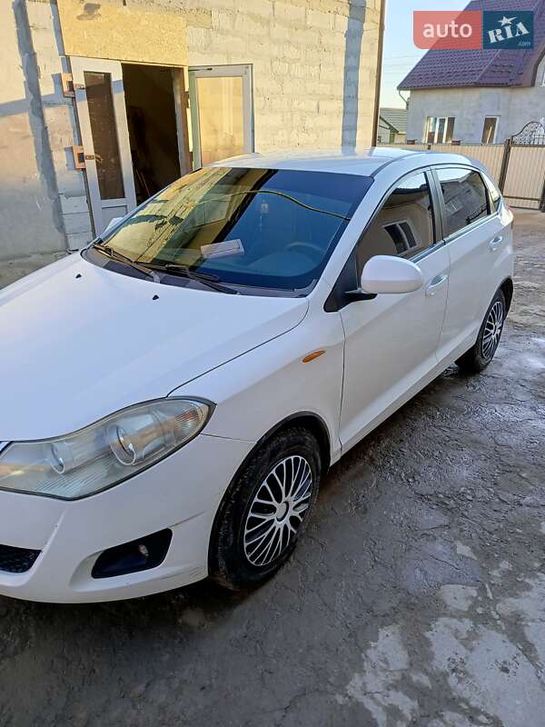 Хэтчбек ЗАЗ Forza 2015 в 