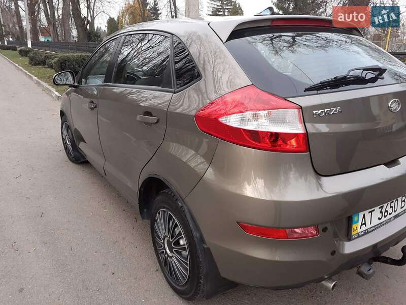 Хэтчбек ЗАЗ Forza 2011 в Снятине