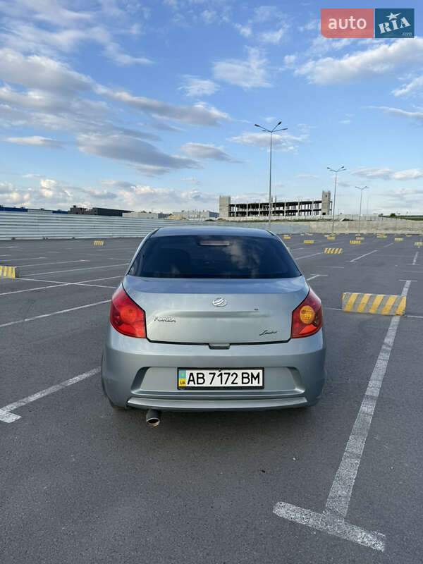 Лифтбек ЗАЗ Forza 2011 в Львове