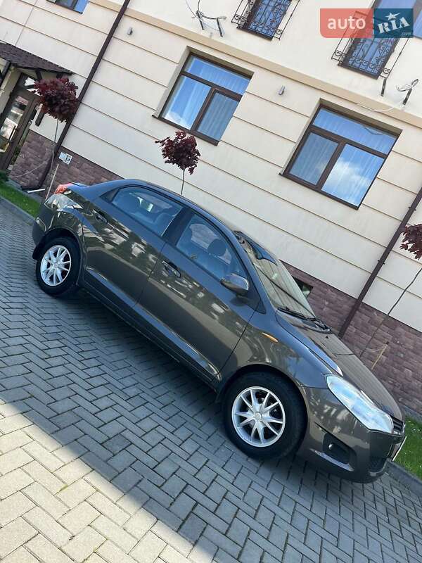 Хэтчбек ЗАЗ Forza 2012 в Золочеве