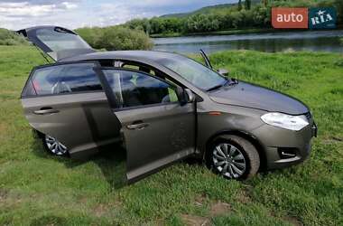 Хэтчбек ЗАЗ Forza 2012 в 