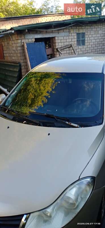 Лифтбек ЗАЗ Forza 2011 в Киеве фото 2 Лифтбек ЗАЗ Forza 2011 в Киеве