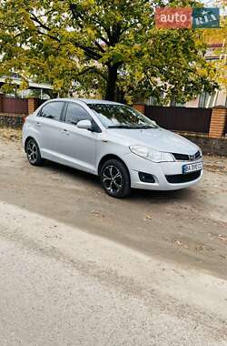 Лифтбек ЗАЗ Forza 2012 в  фото 6 Лифтбек ЗАЗ Forza 2012 в