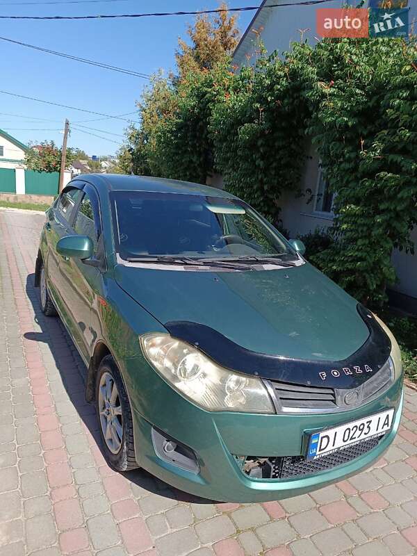 Ліфтбек ЗАЗ Forza 2011 в Городку