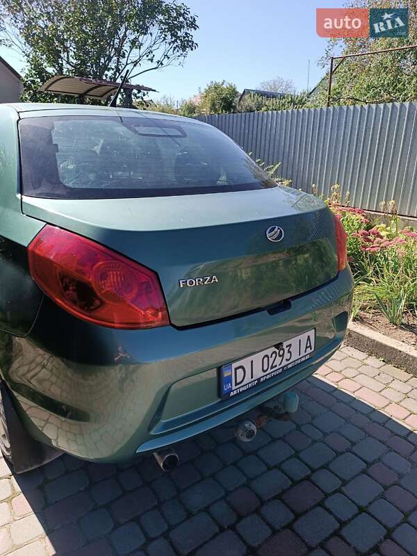 Ліфтбек ЗАЗ Forza 2011 в Городку