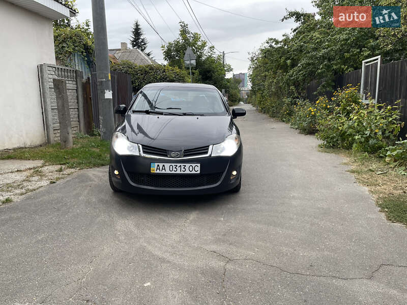 Хэтчбек ЗАЗ Forza 2012 в Киеве фото Хэтчбек ЗАЗ Forza 2012 в Киеве