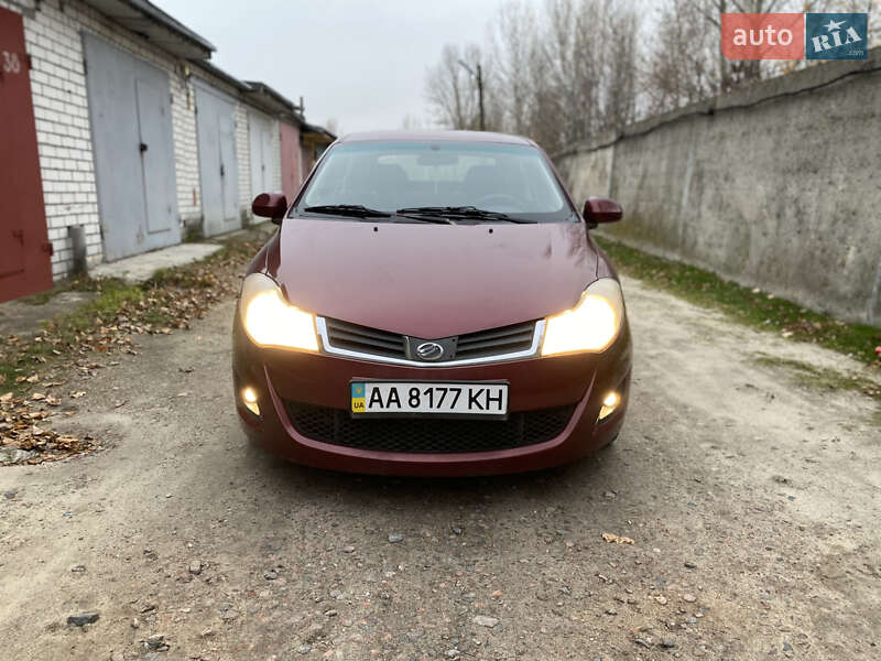 ЗАЗ Forza 2012 ЗАЗ Forza 2012