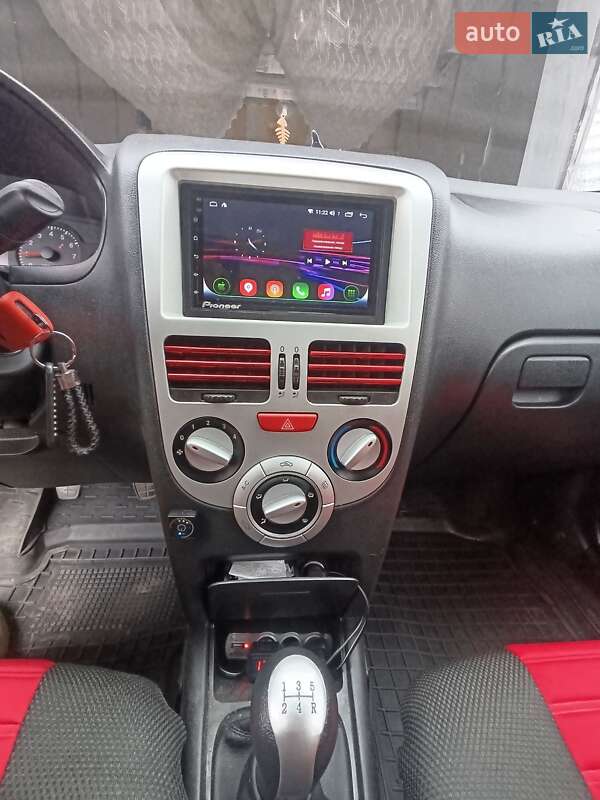 Лифтбек ЗАЗ Forza 2012 в Староконстантинове