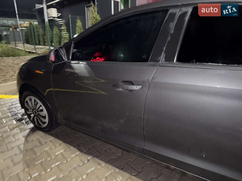 Хетчбек ЗАЗ Forza 2011 в Мельниці-Подільській