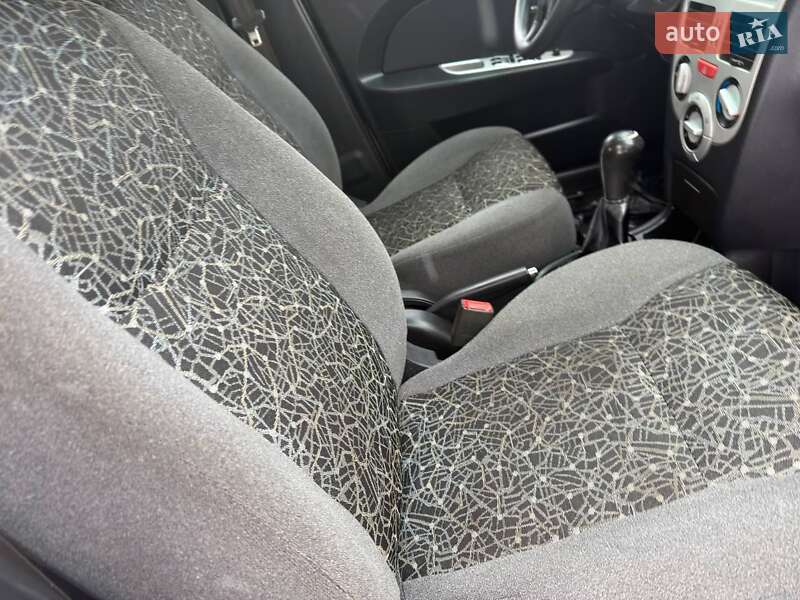 Лифтбек ЗАЗ Forza 2012 в Ахтырке фото 34 Лифтбек ЗАЗ Forza 2012 в Ахтырке