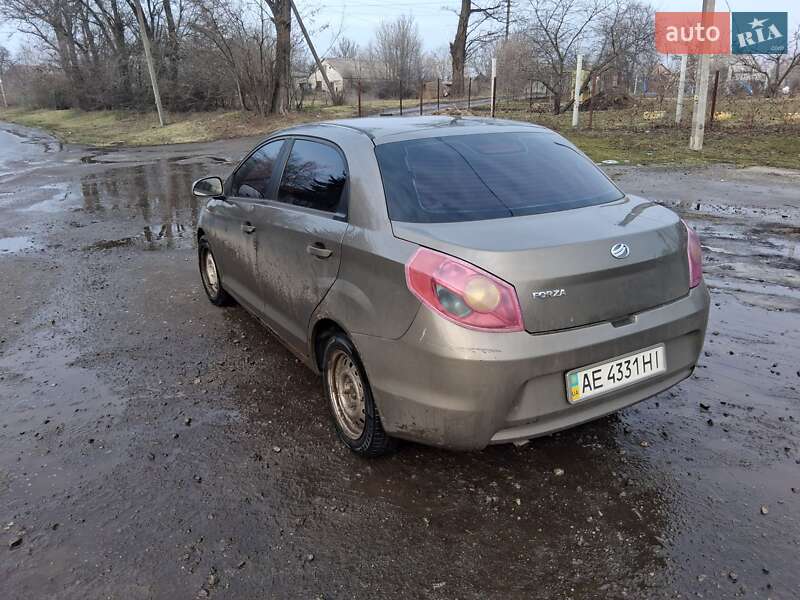 Лифтбек ЗАЗ Forza 2011 в Петриковке