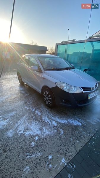 Ліфтбек ЗАЗ Forza 2012 в Сарнах