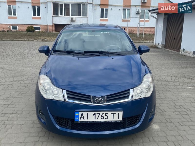 Ліфтбек ЗАЗ Forza 2011 в Малині