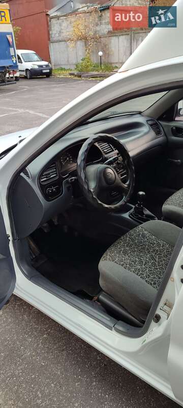 Вантажопасажирський фургон ЗАЗ Lanos Cargo 2011 в Тернополі фото 6 Вантажопасажирський фургон ЗАЗ Lanos Cargo 2011 в Тернополі