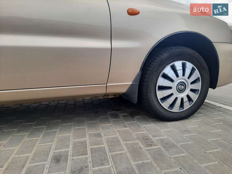 Седан ЗАЗ Lanos 2011 в Дружковке