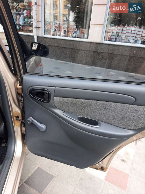 Седан ЗАЗ Lanos 2011 в Дружковке