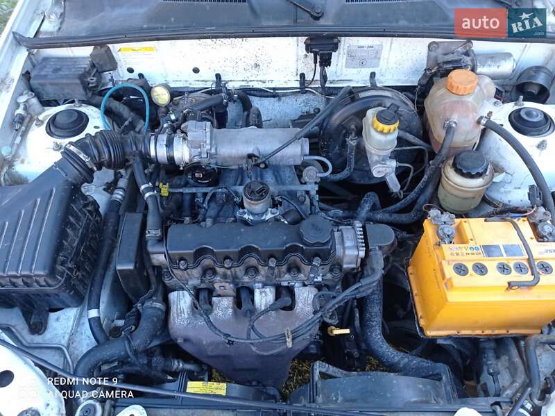 Седан ЗАЗ Lanos 2012 в Черновцах