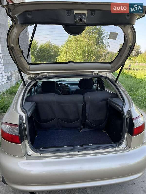 Хэтчбек ЗАЗ Lanos 2011 в Вольногорске