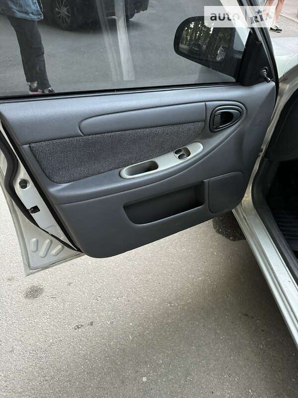 Седан ЗАЗ Lanos 2013 в Днепре