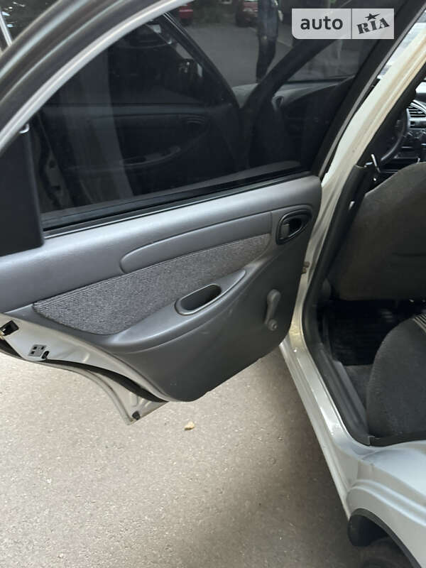 Седан ЗАЗ Lanos 2013 в Днепре