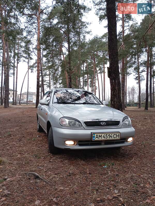 Седан ЗАЗ Lanos 2012 в Олевске