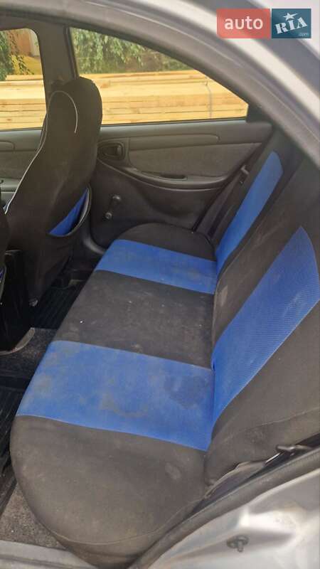 Седан ЗАЗ Lanos 2011 в Днепре