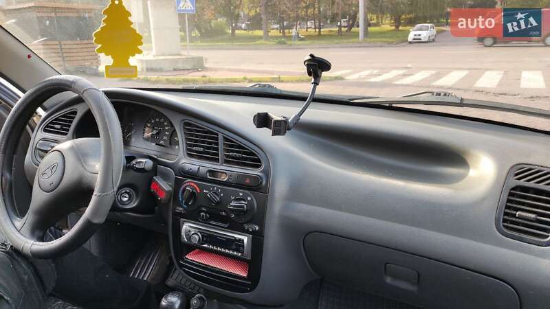 Седан ЗАЗ Lanos 2007 в Ровно