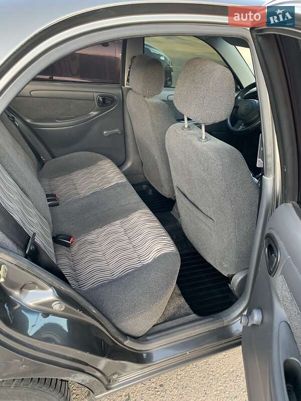 Седан ЗАЗ Lanos 2014 в Киеве