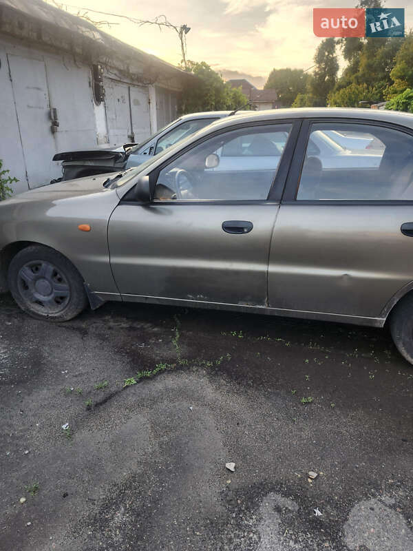 Седан ЗАЗ Lanos 2011 в Киеве