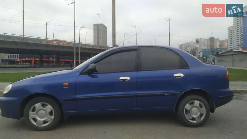Седан ЗАЗ Lanos 2010 в Киеве