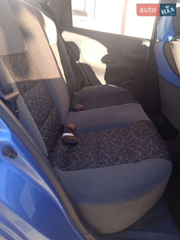 Седан ЗАЗ Lanos 2007 в Черновцах