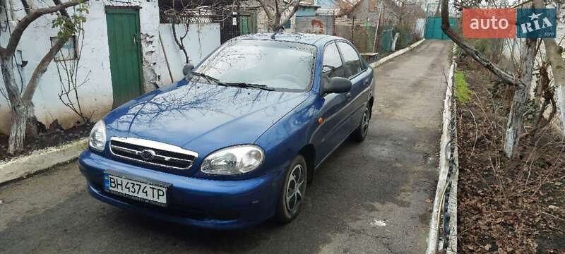 Седан ЗАЗ Lanos 2010 в Одессе