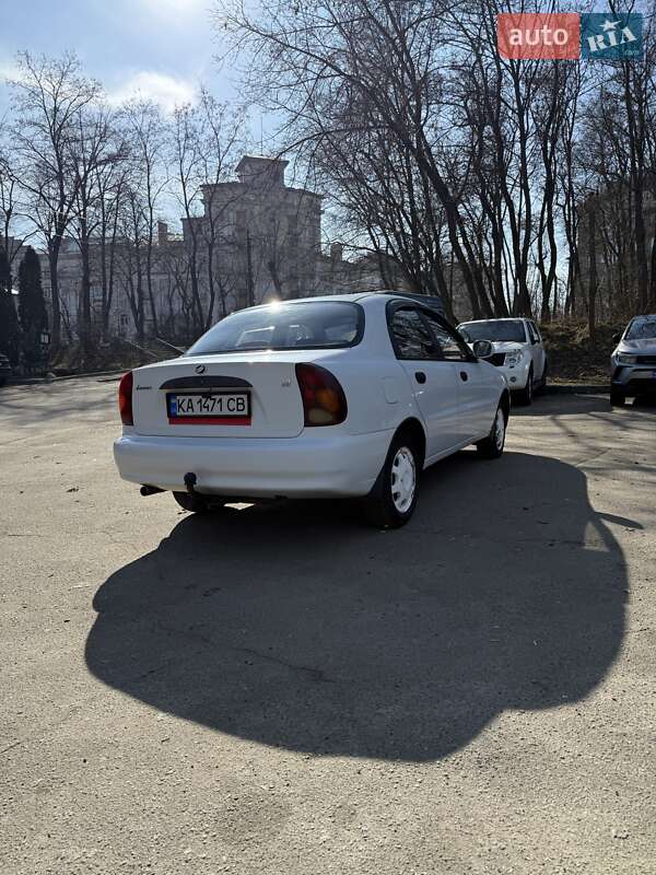 Седан ЗАЗ Lanos 2013 в Киеве