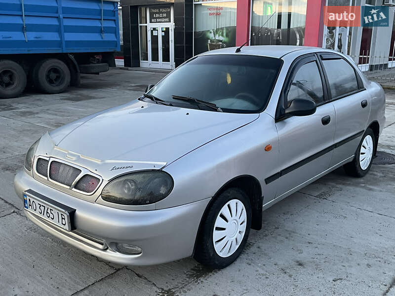 Седан ЗАЗ Lanos 2005 в Солотвині