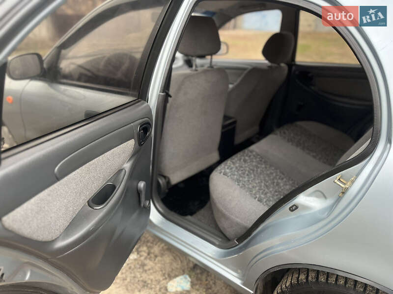 Седан ЗАЗ Lanos 2011 в Балаклее