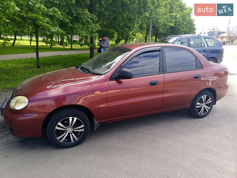 Седан ЗАЗ Lanos 2011 в 