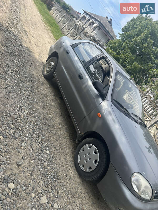 Седан ЗАЗ Lanos 2008 в Черновцах