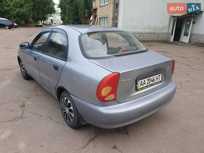 Седан ЗАЗ Lanos 2010 в Киеве