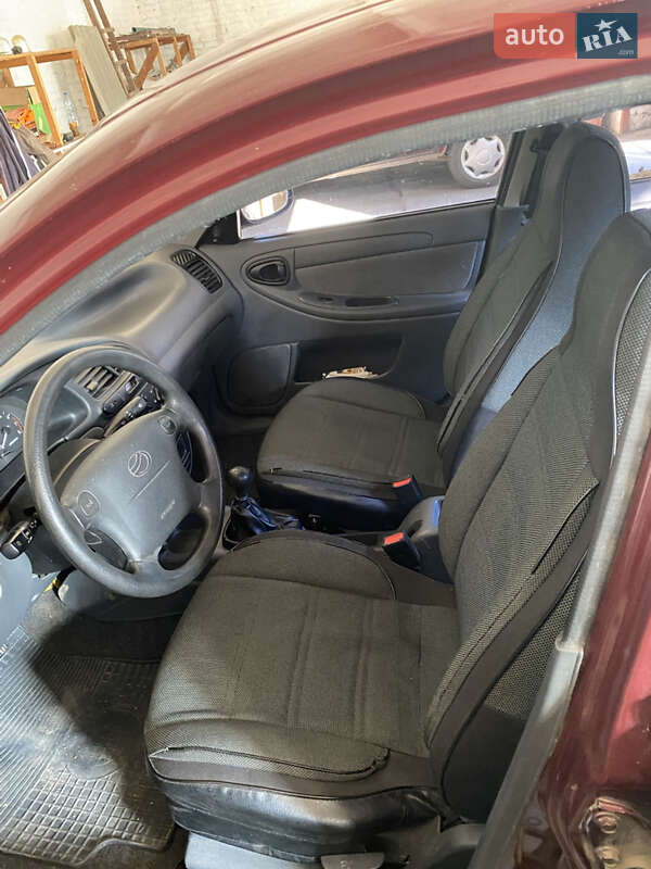 Седан ЗАЗ Lanos 2009 в Умані