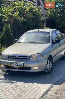 Седан ЗАЗ Lanos 2011 в 