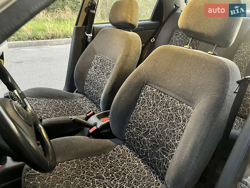 Седан ЗАЗ Lanos 2011 в Киеве