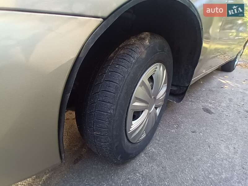 Седан ЗАЗ Lanos 2011 в Киеве