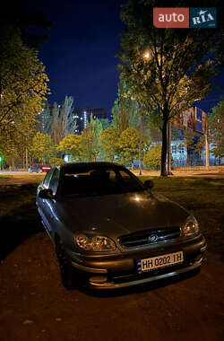 Седан ЗАЗ Lanos 2010 в Одессе