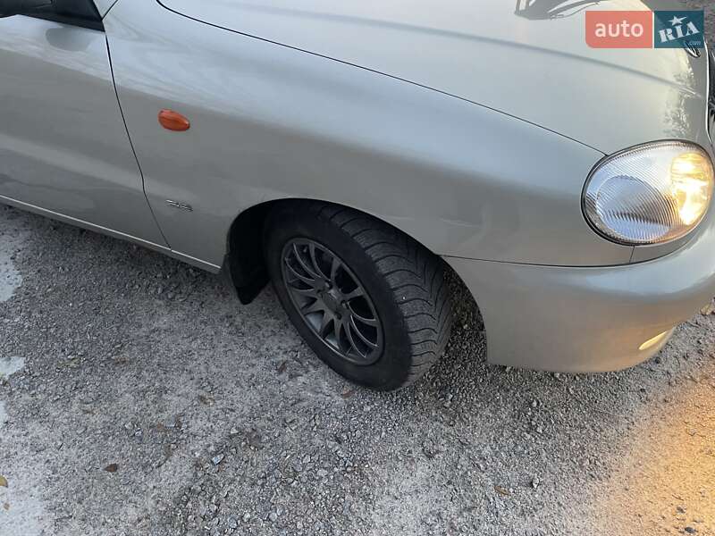 Седан ЗАЗ Lanos 2010 в Нікополі