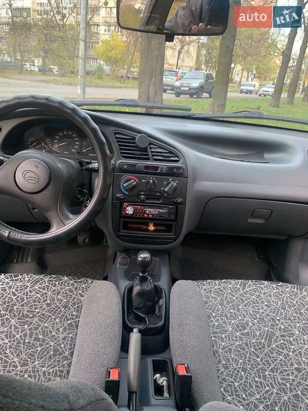 Седан ЗАЗ Lanos 2011 в Києві