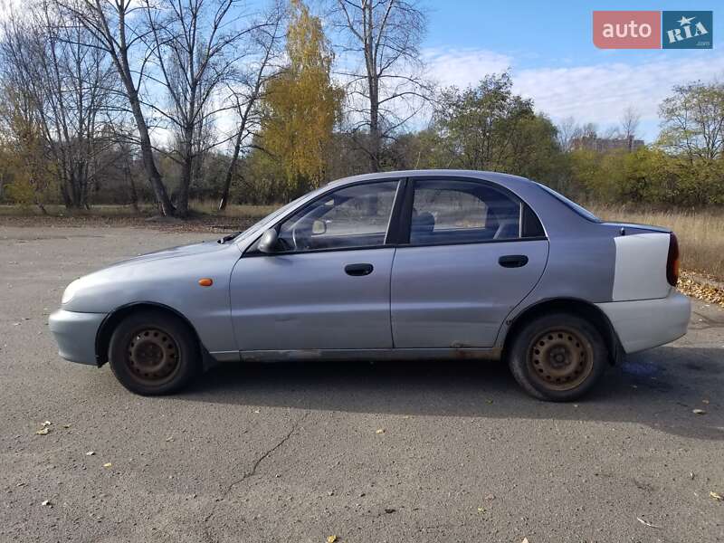 Седан ЗАЗ Lanos 2010 в Киеве