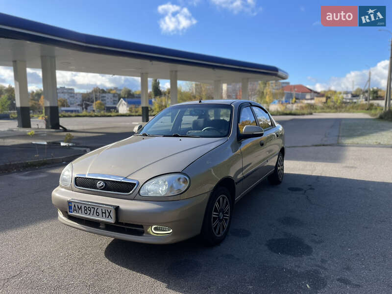 Седан ЗАЗ Lanos 2015 в Житомире